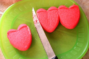 Peep-Pops-valentine-dipped-marshmallows-white-chocolate-sprinkles (5)