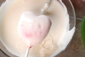 Peep-Pops-valentine-dipped-marshmallows-white-chocolate-sprinkles (7)
