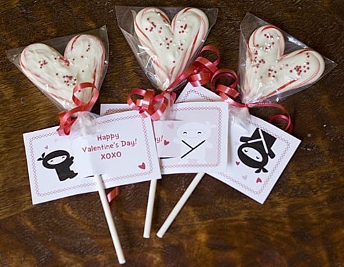 Valentines-Day-Candy-Cane-Heart-Lollipops