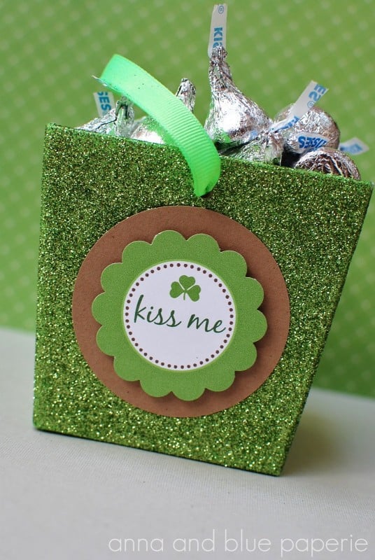Free Printable St. Patrick's Day label from Anna and Blue paperie