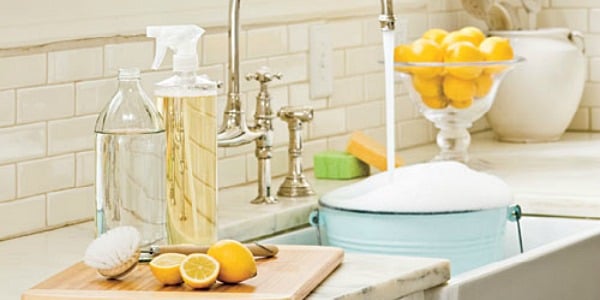 25+ Household Uses for Vinegar
