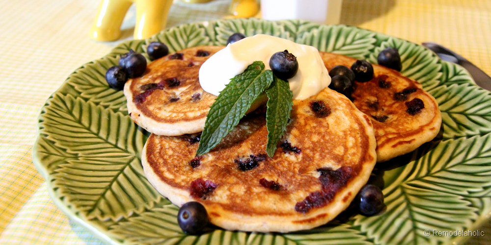 Blueberry Sour Cream Pancakes Recipe