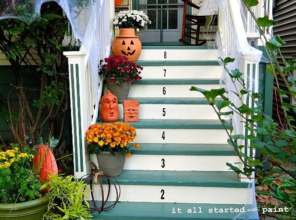 paint to make the porch more welcoming, Remodelaholic