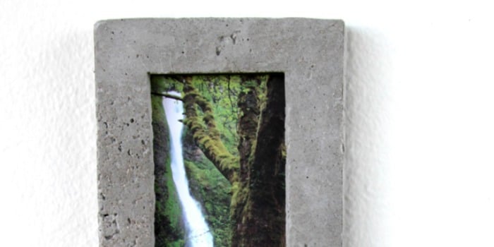 DIY: Concrete Picture Frame