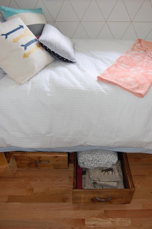 underbed storage crates in spare room, DIY Passion on Remodelaholic